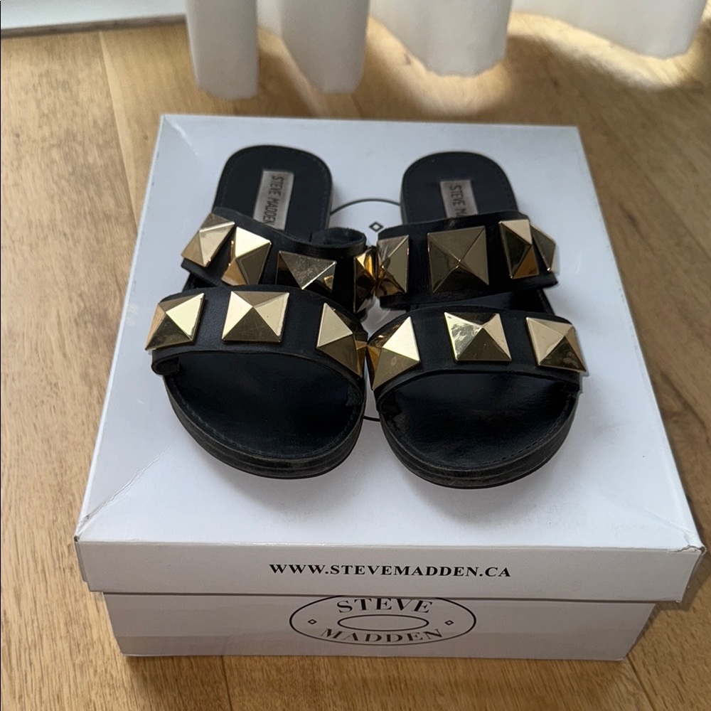 Steve Madden Black and Gold Studded Sandals